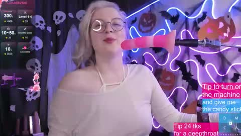 LunaAlan online show from November 9, 4:00 am