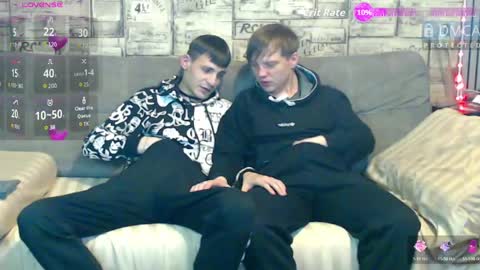 Max tall dark-haired guy with tattoos and Phil blond-haired online show from May 4, 1:56 am
