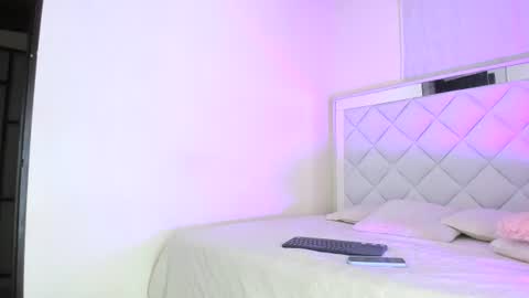passionfruitx2 online show from August 1, 1:49 am