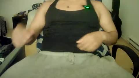 Snapshot of passionfuckin chatting on August 8, 2:47 am passionfuckin online show from August 8, 2:47 am