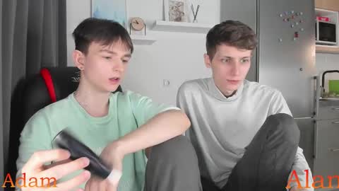 Snapshot of passionprince69 chatting on December 2, 2:34 pm Alan online show from December 2, 2:34 pm