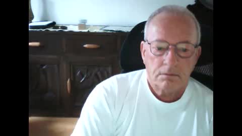Master Bates online show from May 2, 9:58 am
