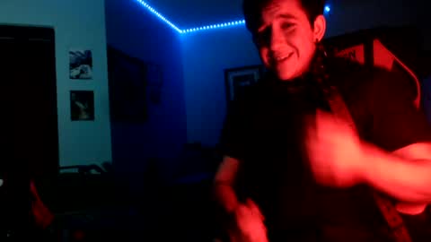 Snapshot of patheticwolf chatting on August 7, 1:51 am patheticwolf online show from August 7, 1:51 am