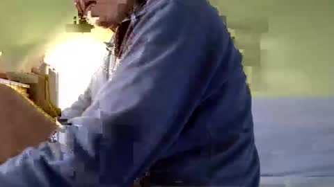 Snapshot of patibulaire1912 chatting on February 11, 9:47 am Pati24 online show from February 11, 9:47 am