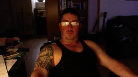 Snapshot of patmilll chatting on May 27, 11:46 pm patmilll online show from May 27, 11:46 pm