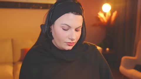 Patricia online show from October 31, 7:26 pm