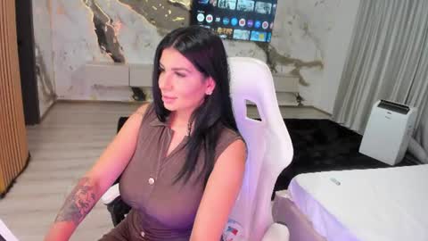 Patricia online show from July 18, 2:05 am
