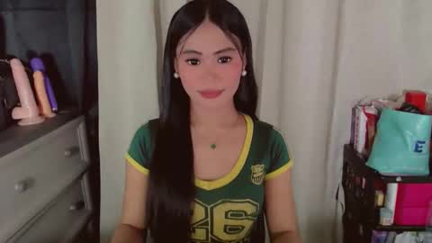 Snapshot of patricialovesyou chatting on June 6, 1:16 pm PATRICIA online show from June 6, 1:16 pm