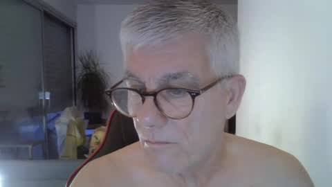 Snapshot of patrick5275 chatting on June 22, 3:47 am patrick5275 online show from June 22, 3:47 am