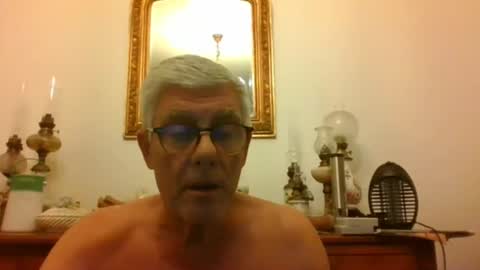 Snapshot of patrick5275 chatting on July 17, 9:52 pm patrick5275 online show from July 17, 9:52 pm
