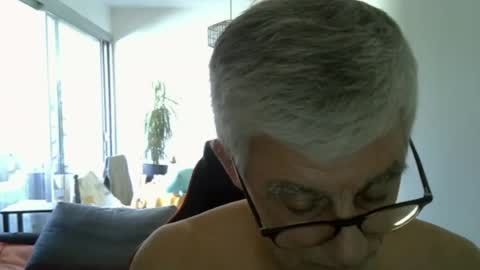 Snapshot of patrick5275 chatting on July 28, 8:43 am patrick5275 online show from July 28, 8:43 am