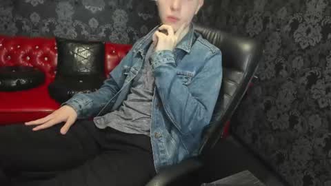 Snapshot of patrickbevy chatting on June 25, 6:18 am Patrick online show from June 25, 6:18 am