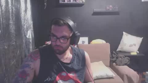 patrickmorris92 online show from February 27, 7:14 pm