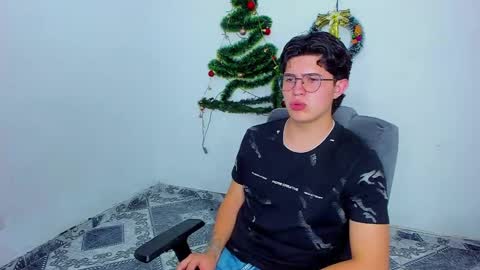 .... online show from December 5, 12:52 am