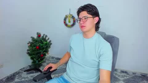 .... online show from December 23, 8:25 pm