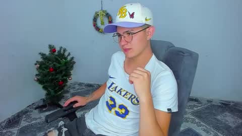 .... online show from January 5, 10:29 pm