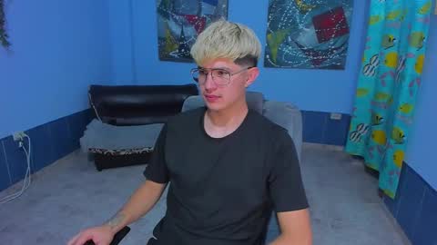 .... online show from November 23, 8:52 pm