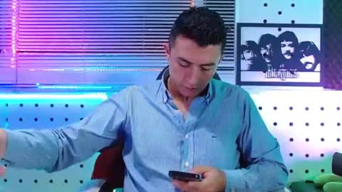 Snapshot of patronsexx chatting on July 2, 12:11 pm Darko0717 online show from July 2, 12:11 pm