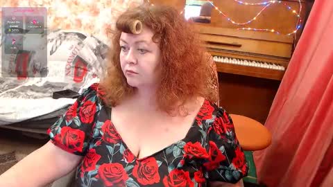 Snapshot of patsyorose chatting on November 17, 3:23 am PatsyORose online show from November 17, 3:23 am