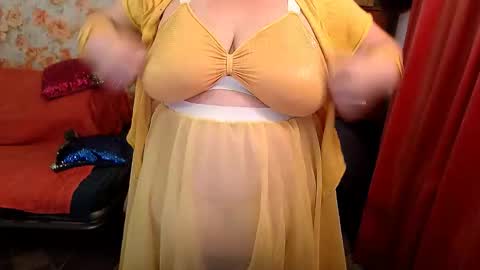 Snapshot of patsyorose chatting on November 25, 1:49 am PatsyORose online show from November 25, 1:49 am