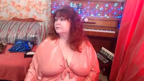 PatsyORose online show from February 17, 5:26 am