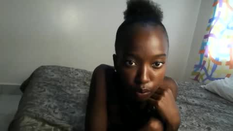 Snapshot of pattoot chatting on May 18, 5:24 am pattoot online show from May 18, 5:24 am
