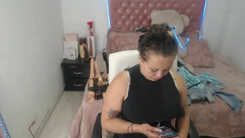 Snapshot of patty_squirt87 chatting on June 9, 11:55 am patty squirt87 online show from June 9, 11:55 am