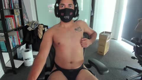 Snapshot of pattysssy chatting on February 2, 6:56 am patty online show from February 2, 6:56 am