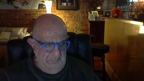 Snapshot of patvac chatting on October 6, 1:19 pm patvac online show from October 6, 1:19 pm