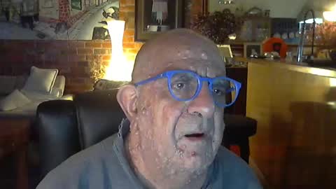 Snapshot of patvac chatting on October 28, 1:58 pm patvac online show from October 28, 1:58 pm