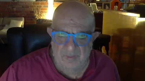 Snapshot of patvac chatting on December 22, 2:14 pm patvac online show from December 22, 2:14 pm