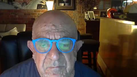 Snapshot of patvac chatting on February 12, 2:12 pm patvac online show from February 12, 2:12 pm