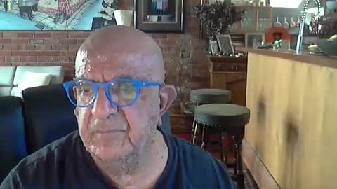 Snapshot of patvac chatting on February 16, 11:12 pm patvac online show from February 16, 11:12 pm