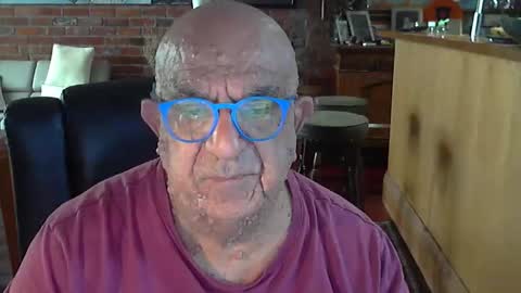 Snapshot of patvac chatting on February 23, 9:45 pm patvac online show from February 23, 9:45 pm