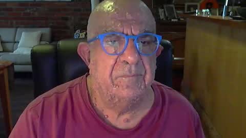 Snapshot of patvac chatting on February 24, 9:13 pm patvac online show from February 24, 9:13 pm