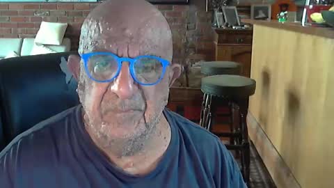 Snapshot of patvac chatting on February 26, 10:42 pm patvac online show from February 26, 10:42 pm