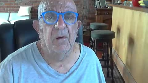 Snapshot of patvac chatting on March 6, 11:45 pm patvac online show from March 6, 11:45 pm