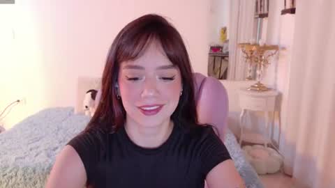 Snapshot of pau_cute chatting on July 20, 7:05 pm Sofa online show from July 20, 7:05 pm