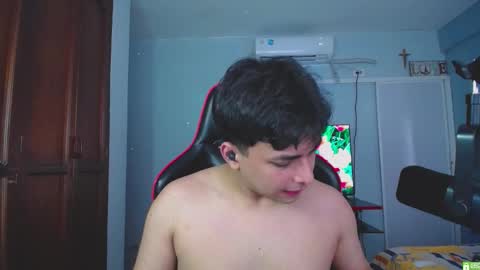 paul_crewe online show from December 18, 5:52 pm