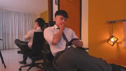 Paul online show from December 10, 1:55 pm