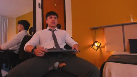 Paul online show from December 31, 1:08 pm