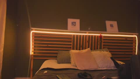 Paul online show from January 21, 1:11 pm