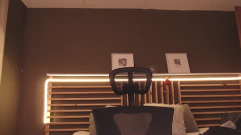 Paul online show from March 10, 12:15 pm