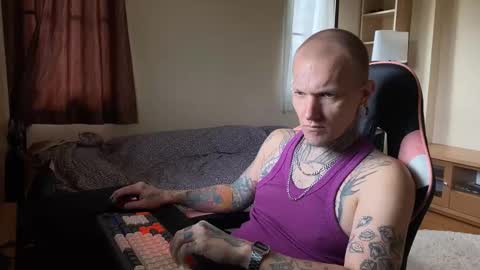 Paul online show from December 14, 1:33 am