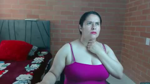 paula__117 online show from March 31, 4:18 pm