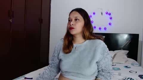 PAULA online show from November 15, 3:37 am