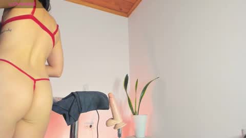 Snapshot of paula_perez07 chatting on December 2, 10:42 am Paula perez - online show from December 2, 10:42 am