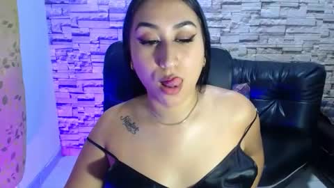 paula ross online show from June 12, 11:46 pm
