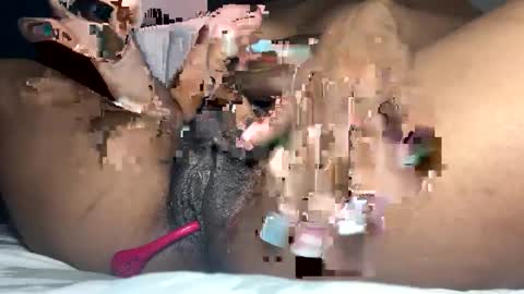 Snapshot of paula_wills chatting on December 4, 3:27 am Yura independent model online show from December 4, 3:27 am