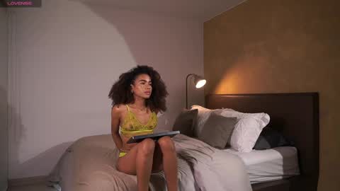 Paula online show from March 8, 12:00 am